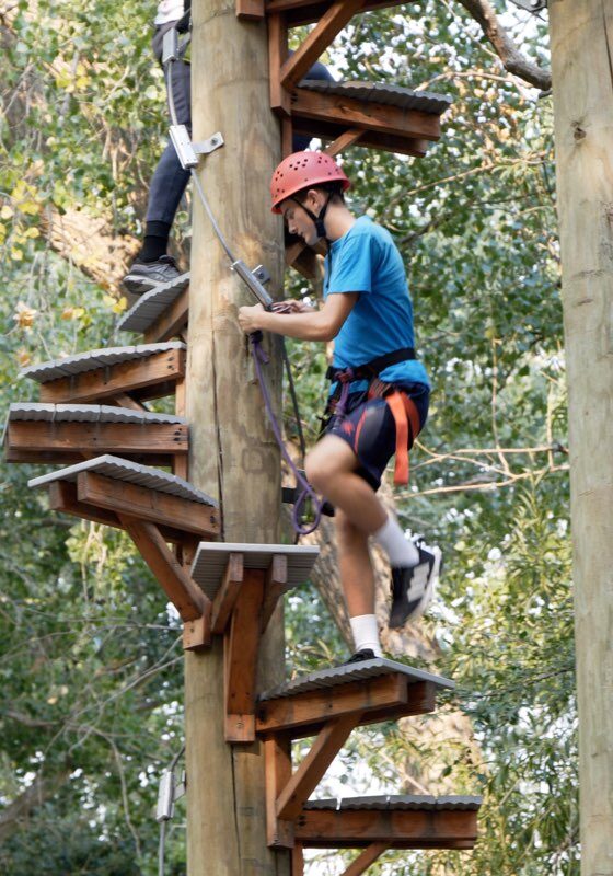 Ropes course activity at Lumen Scholar Institute